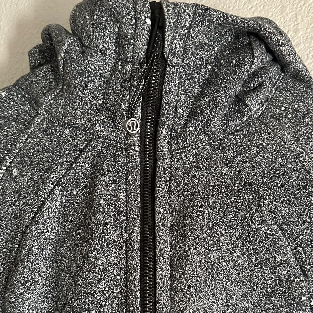 lululemon athletica Black Speckled Jacket - Picture 3 of 6